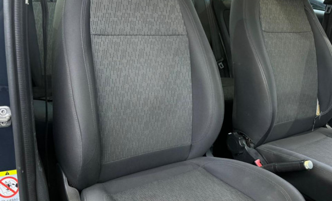 VW - VolksWagen Fox 1.0 Mi Total Flex 8V 5p 2014 Flex-8