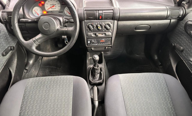 GM - Chevrolet Corsa Wind 1.0 MPFI / EFI  2p 2001 Gasolina-5