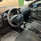 GM - Chevrolet Astra Sed.Advan. 2.0 8V MPFI FlexP. Aut. 2011 Flex-3