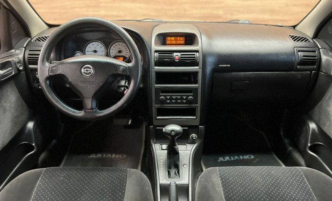 GM - Chevrolet Astra Sed.Advan. 2.0 8V MPFI FlexP. Aut. 2011 Flex-4