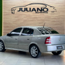GM - Chevrolet Astra Sed.Advan. 2.0 8V MPFI FlexP. Aut. 2011 Flex-2