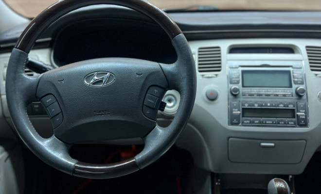 Hyundai AZERA GLS 3.3 V6 24V 4p Aut. 2009 Gasolina-5