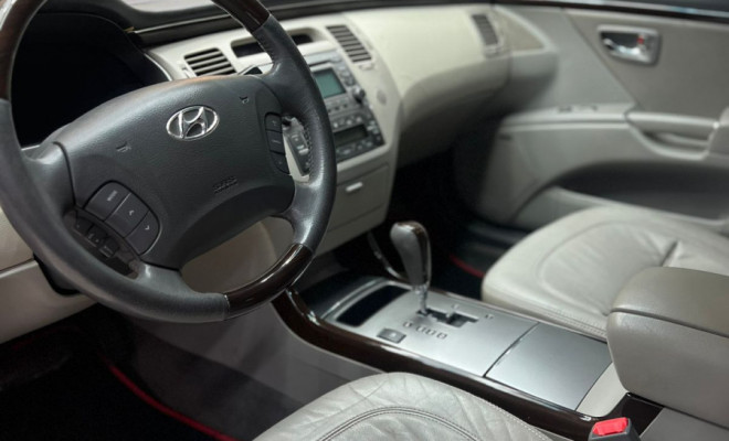 Hyundai AZERA GLS 3.3 V6 24V 4p Aut. 2009 Gasolina-3