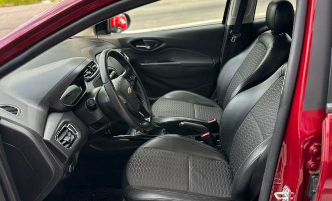 GM - Chevrolet ONIX HATCH LTZ 1.4 8V FlexPower 5p Mec. 2017 Flex-8