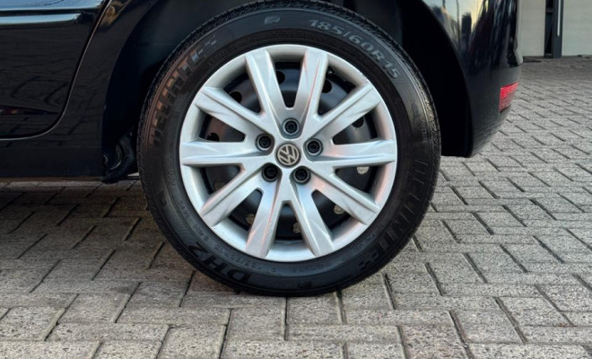 VW - VolksWagen Fox 1.0 Mi Total Flex 8V 5p 2013 Flex-10