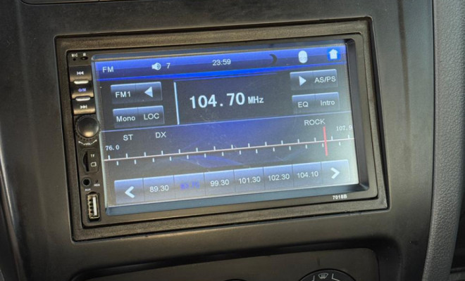 VW - VolksWagen Fox 1.0 Mi Total Flex 8V 5p 2013 Flex-9