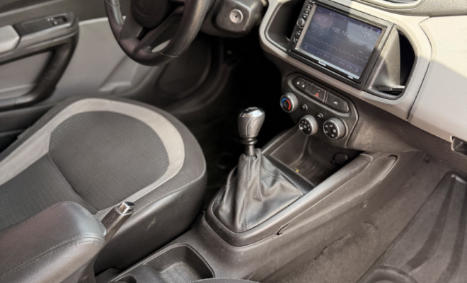 GM - Chevrolet ONIX HATCH LT 1.0 8V FlexPower 5p Mec. 2015 Flex-9