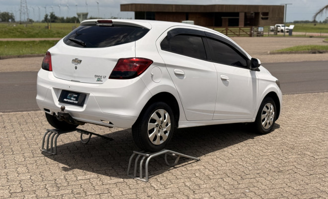 GM - Chevrolet ONIX HATCH LT 1.0 8V FlexPower 5p Mec. 2015 Flex-2