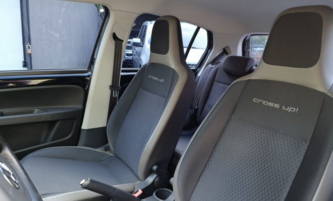 VW - VolksWagen up! cross 1.0 T. Flex 12V 5p 2017 Flex-11