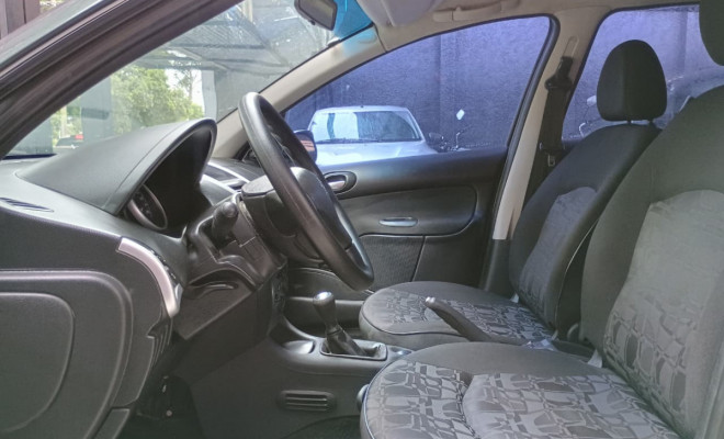 Peugeot 207 SW XR 1.4 Flex 8V 5p 2011 Flex-3