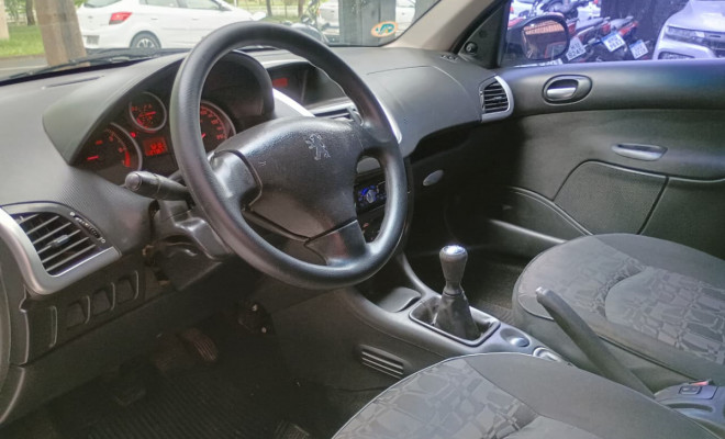 Peugeot 207 SW XR 1.4 Flex 8V 5p 2011 Flex-4