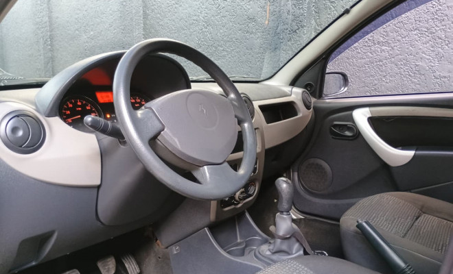 Renault SANDERO Expression Hi-Flex 1.6 8V 5p 2009 Flex-3