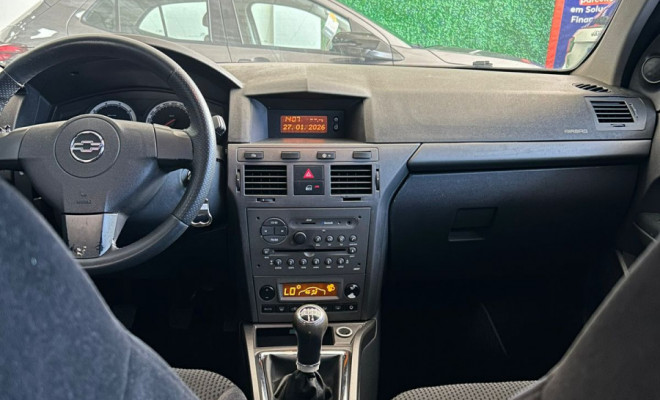 GM - Chevrolet Vectra GT 2.0 MPFI 8V FlexPower Mec. 2009 Flex-11