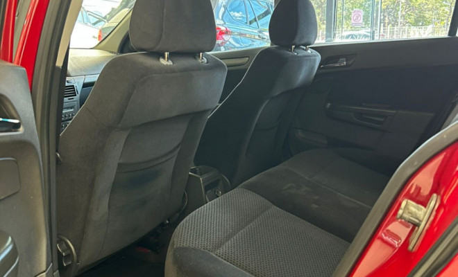 GM - Chevrolet Vectra GT 2.0 MPFI 8V FlexPower Mec. 2009 Flex-5