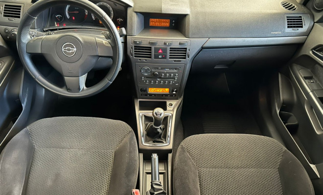 GM - Chevrolet Vectra GT 2.0 MPFI 8V FlexPower Mec. 2009 Flex-10