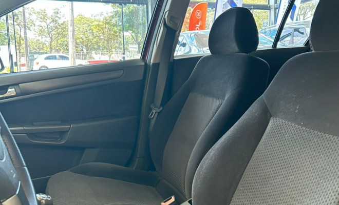 GM - Chevrolet Vectra GT 2.0 MPFI 8V FlexPower Mec. 2009 Flex-9