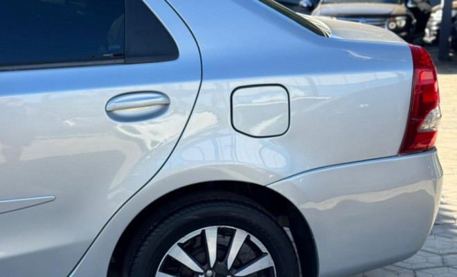 Toyota ETIOS PLATINUM Sed. 1.5 Flex 16V 4p Mec. 2016 Flex-2