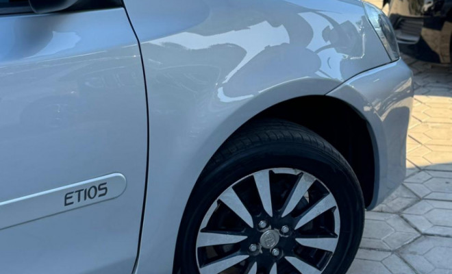Toyota ETIOS PLATINUM Sed. 1.5 Flex 16V 4p Mec. 2016 Flex-7