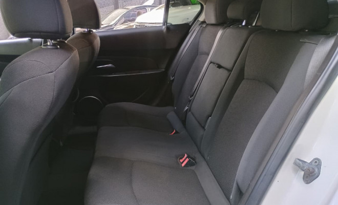 GM - Chevrolet CRUZE LT 1.8 16V FlexPower 4p Aut. 2012 Flex-5