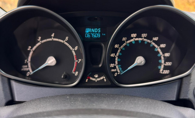 Ford Fiesta TIT./TIT.Plus 1.6 16V Flex Aut. 2017 Flex-10