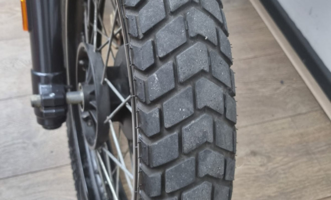 Royal Enfield Scram 411 EFI 2024 Gasolina-11