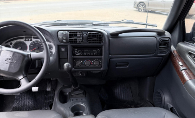 GM - Chevrolet S10 Pick-Up Exec. 2.8 4x4 CD TB Int.Dies 2008 Diesel-6