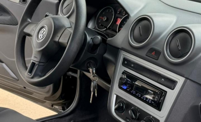 VW - VolksWagen VOYAGE  Trendline 1.0 T.Flex 8V 4p 2015 Flex-18