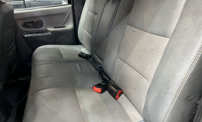 Mitsubishi L200 GLS Sport 2.5 4x4 121cv CD DTI Dies 2006 Diesel-10