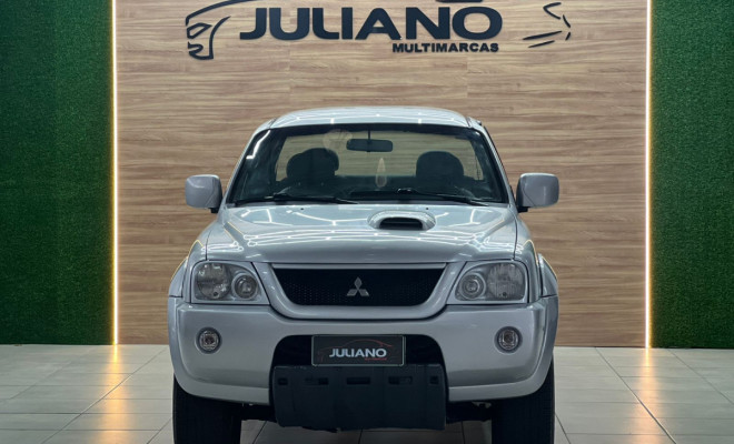 Mitsubishi L200 GLS Sport 2.5 4x4 121cv CD DTI Dies 2006 Diesel-13