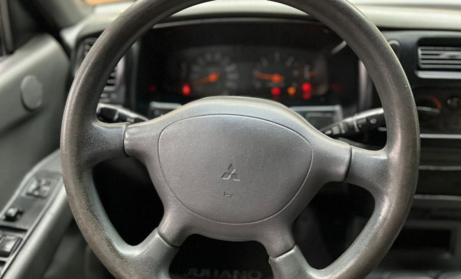 Mitsubishi L200 GLS Sport 2.5 4x4 121cv CD DTI Dies 2006 Diesel-7