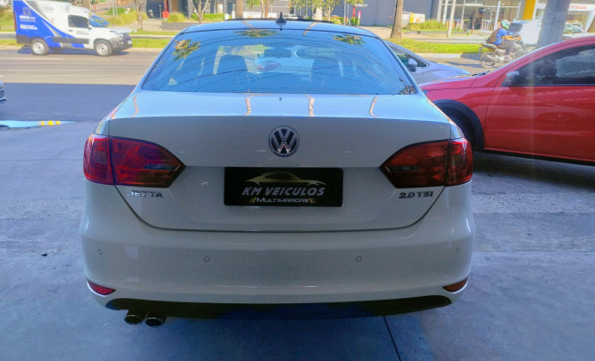 VW - VolksWagen JETTA Highline 2.0 TSI 16V 4p Tiptronic 2013 Gasolina-12