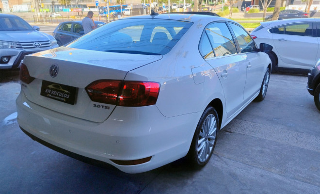 VW - VolksWagen JETTA Highline 2.0 TSI 16V 4p Tiptronic 2013 Gasolina-1