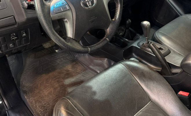 Toyota Hilux CD SRV D4-D 4x4 3.0  TDI Dies 2015 Diesel-7