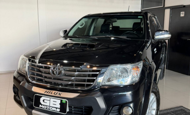 Toyota Hilux CD SRV D4-D 4x4 3.0  TDI Dies 2015 Diesel-1