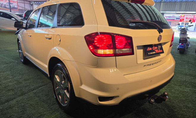 Fiat FREEMONT EMOT./PRECISION 2.4 16V 5p Aut. 2012 Gasolina-5