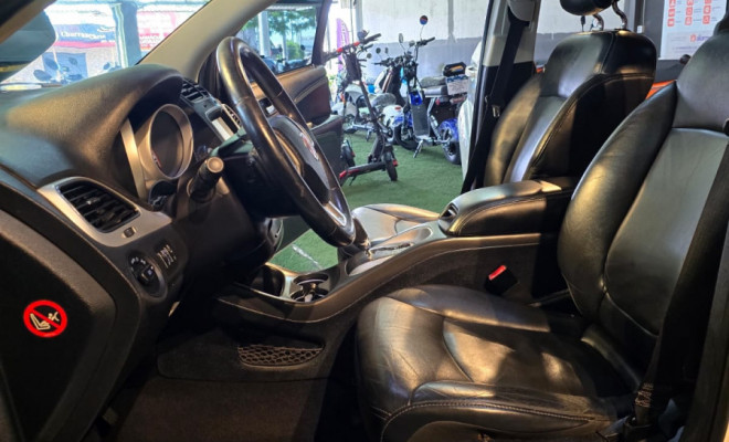 Fiat FREEMONT EMOT./PRECISION 2.4 16V 5p Aut. 2012 Gasolina-11