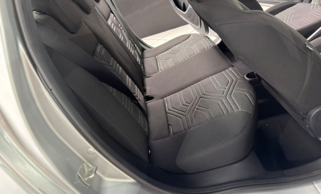 Fiat Strada Freedom 1.3 Flex 8V CD 2025 Flex-4