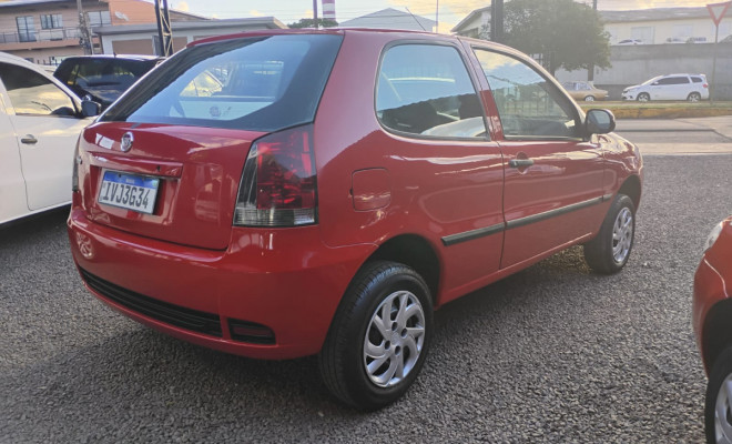 Fiat Palio 1.0 Celebr. ECONOMY F.Flex 8V 2p 2014 Flex-1