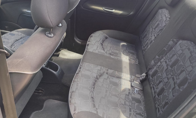 Peugeot 207 XR Sport 1.4 Flex 8V 5p 2010 Flex-6