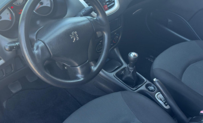 207 SEDAN PASSION XR 1.4 2013 | COMPLETO E DE SEGUNDO DONO.-4