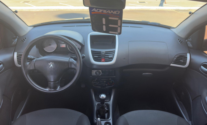 207 SEDAN PASSION XR 1.4 2013 | COMPLETO E DE SEGUNDO DONO.-3