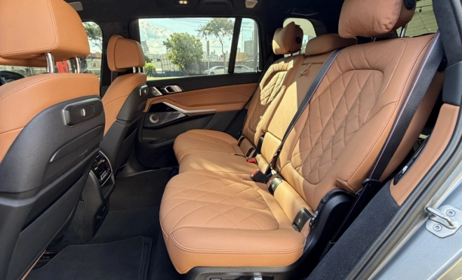 BMW X7 M60i 4.4 V8 Bi-TB Aut.(Híbrido) 2024 Gasolina-7