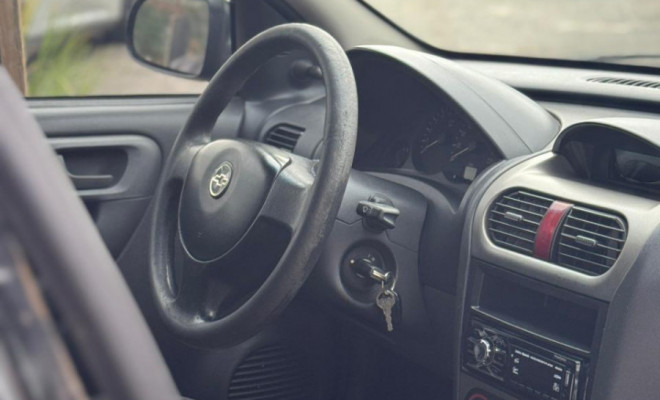 GM - Chevrolet MONTANA  Sport 1.8 MPFI FlexPower 8V 2005 Flex-0