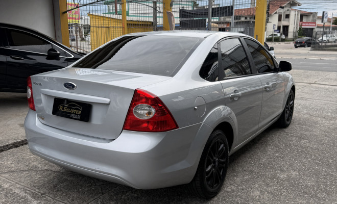 Ford Focus Sedan 1.6/1.6 Flex 8V/16V 4p Mec. 2012 Flex-5