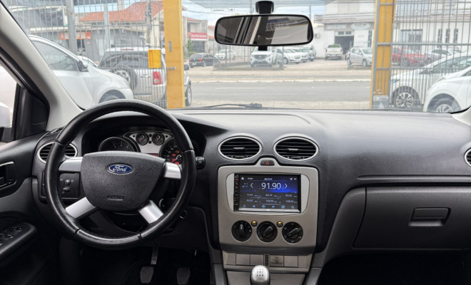 Ford Focus Sedan 1.6/1.6 Flex 8V/16V 4p Mec. 2012 Flex-10