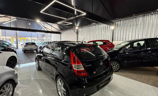 Hyundai i30 2.0 16V 145cv 5p Aut. 2010 Gasolina-4