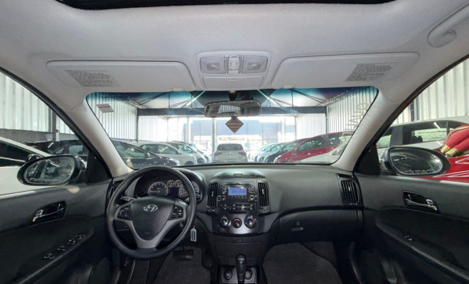 Hyundai i30 2.0 16V 145cv 5p Aut. 2010 Gasolina-5