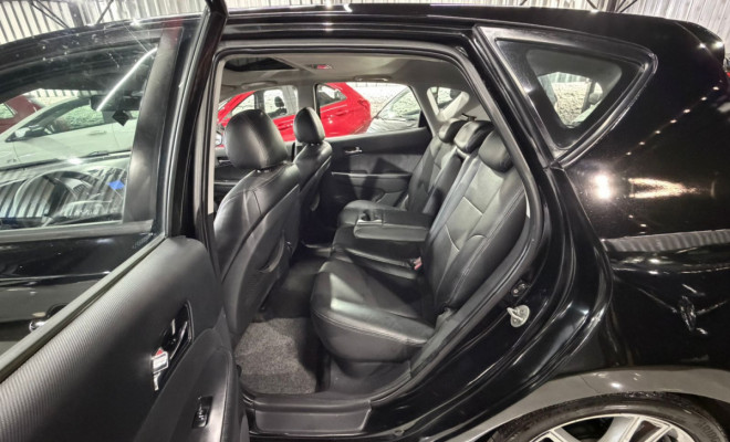 Hyundai i30 2.0 16V 145cv 5p Aut. 2010 Gasolina-10