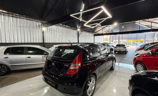 Hyundai i30 2.0 16V 145cv 5p Aut. 2010 Gasolina-2