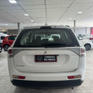 Mitsubishi OUTLANDER 2.0 16V 160cv Aut. 2015 Gasolina-16